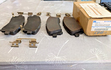 Pastiglie freno anteriori originali Subaru 2629AE020 Legacy e Outback