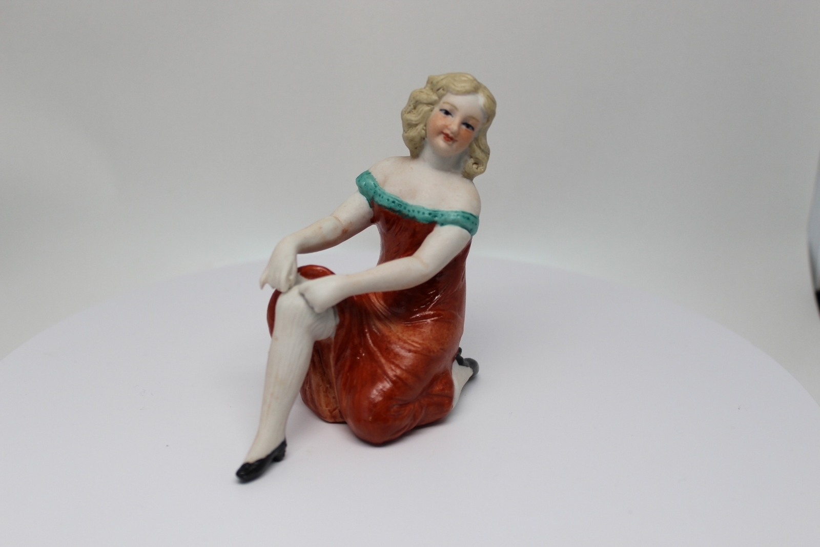 Art Deco German Art Nouveau Porcelain Pin-Up Swimmer Figurine