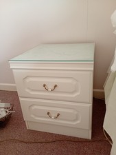 2 X White Bedside Cabinets