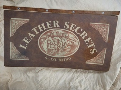 Vintage Leather Secrets FO Baird 1976 Leathercraft Pattern Book 12x24 Guide