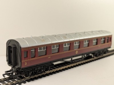 Hornby Spurweite OO LMS 3. & 1. Klasse Verbundwagen in Schachtel