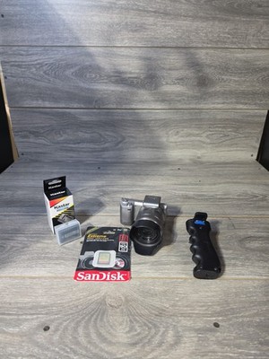 Sony Alpha NEX-5N 16.1MP Mirrorless Digital Camera Silver W/ 18-55mm Lens Bundle