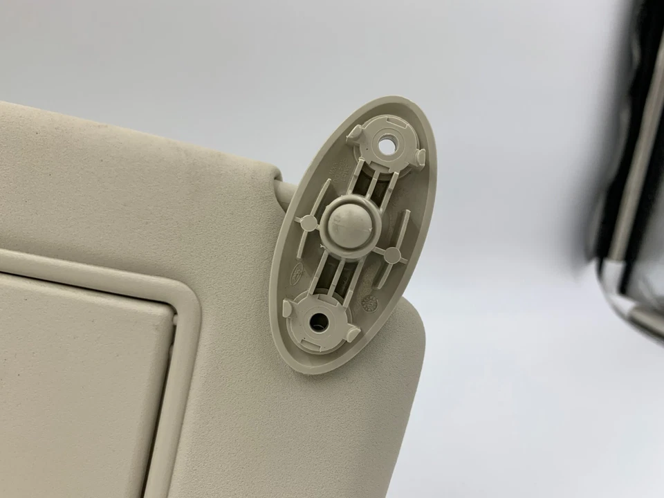 Land Rover LR2 2013-2015 pasajero parasol parasol gris iluminado E01B53024 Foto 3 de 4