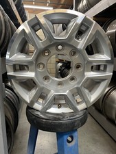 Oem 17 Gmcchevy 2500 Factory Wheel Rim 5948 2337740 Oem 17 Gmcchevy 2500 Factory Wheel Rim 5948 2337740