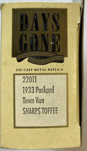 LLEDO DAYS GONE 22011 1933 PACKARD TOWN VAN SHARPS TOFFEE BRAND NEW IN BOX - Picture 3 of 3