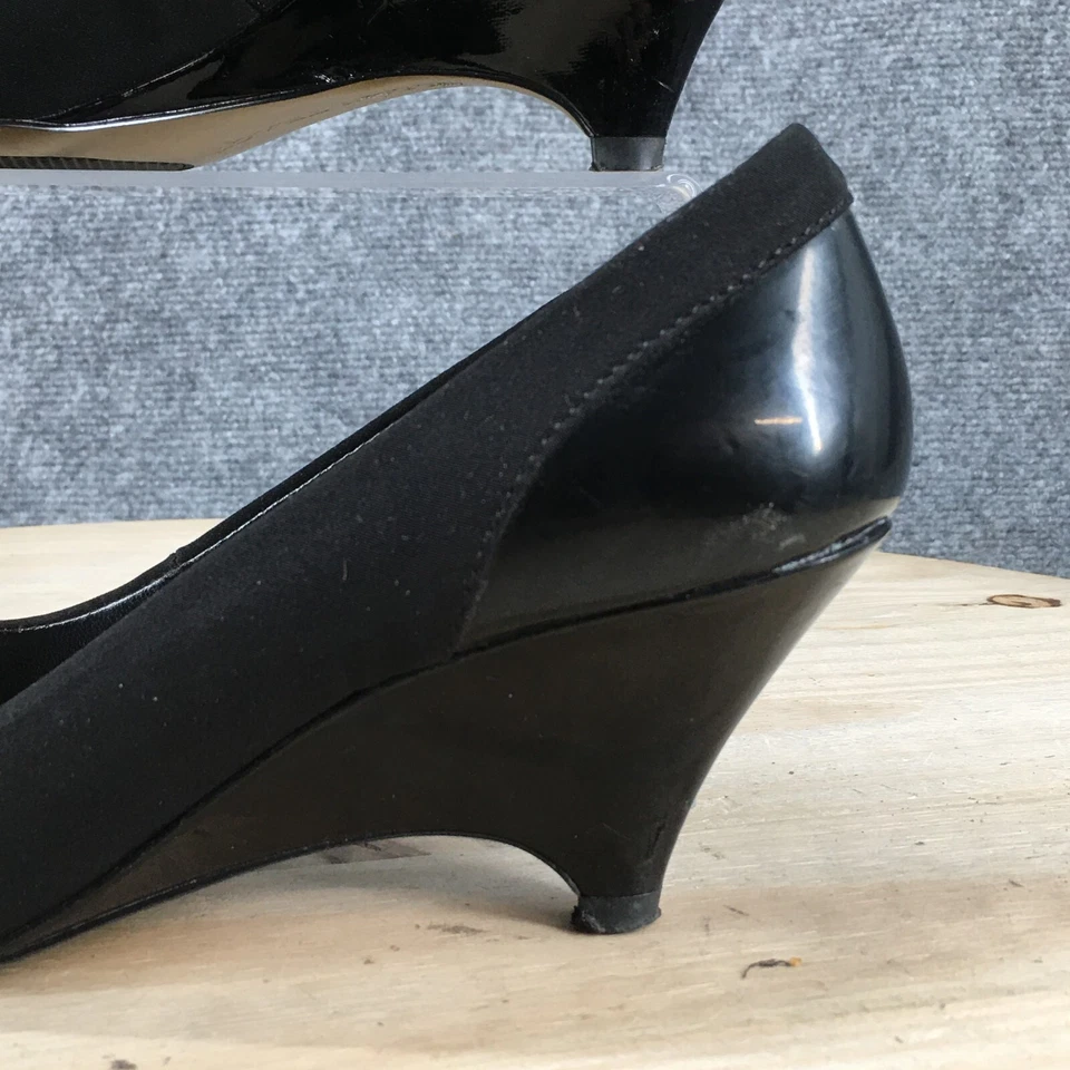 Zapatos de tacón Ellen Tracy para mujer 6 M Pacer informales punta abierta cuña tela negra Foto 3 de 4