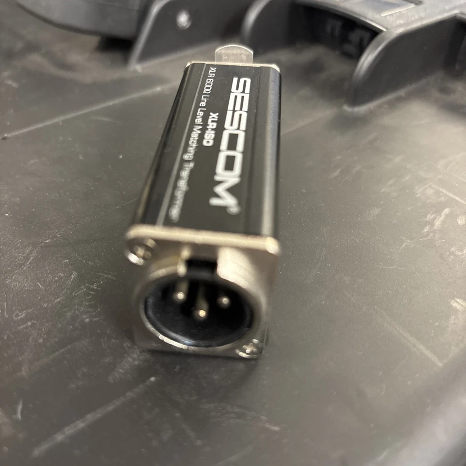 2x Sescom XLRF to 75 Ohm BNC Female AES/EBU Impedance Transformer SES-AES-EBU-1 - Image 3 of 4