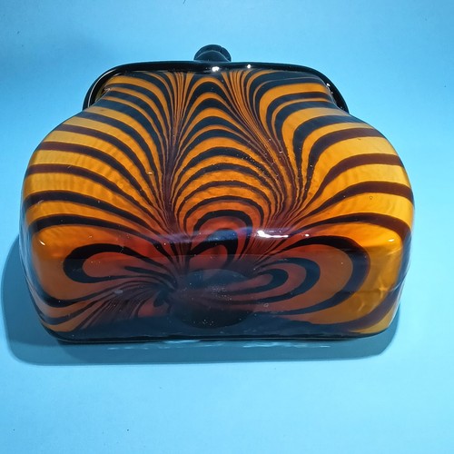 Hand Blown Murano Style Art Glass Purse Vase with Tiger Stripe Design - Bild 6 von 8