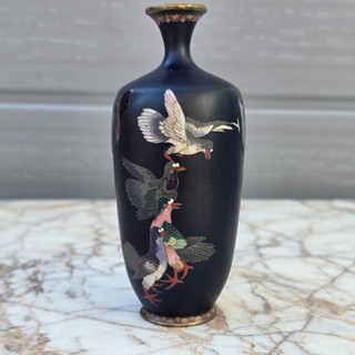 Japanese Antique Cloisonne Vase by Hayashi Chuzo Pigeon Doves Birds Design