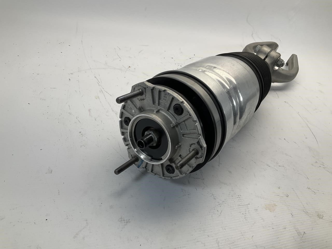 23-24 Maserati GranTurismo M189 Front Right Passenger Strut Shock Absorber Q