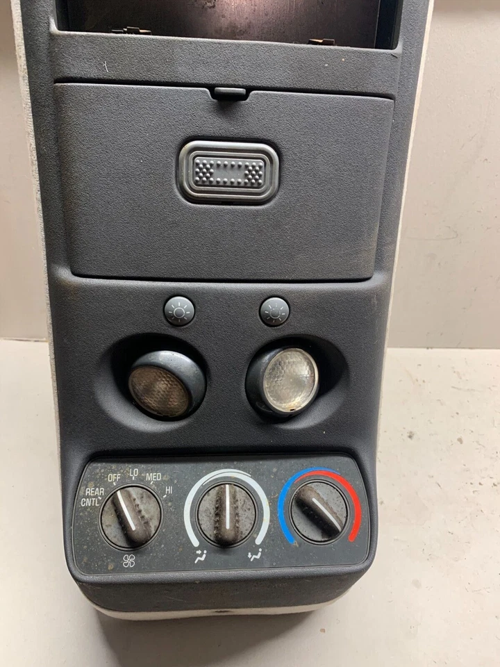 1995-1999 OBS Chevy GMC C/K 1500 2500 Suburban Interior Overhead Console Gray - Image 2 of 4