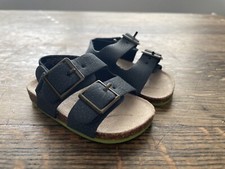 baby gap buckle sandals navy blue arizona birk style size 3-6m