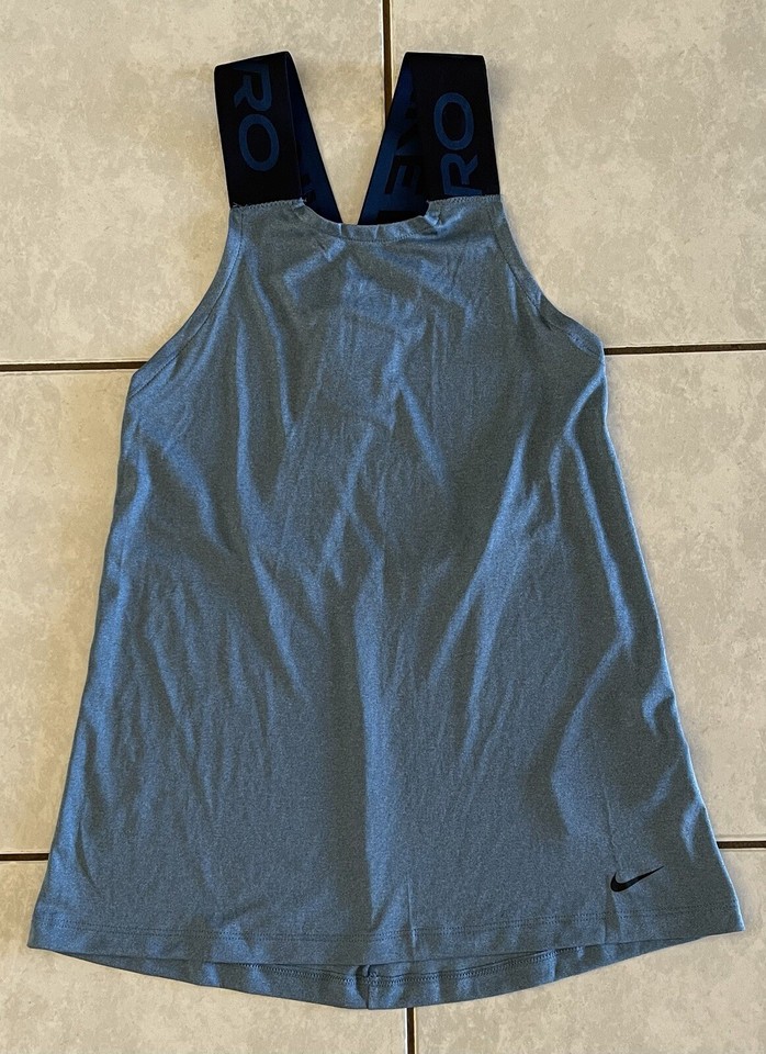 Nike Pro Dri-Fit Sleeveless Workout Top Size XS Excellent Condition 