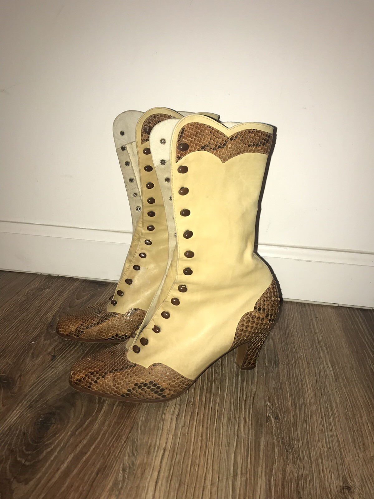 Vintage Snake Skin Beige Granny Leather Heel Boots Size 32,cow Girl,line Dancini Vintage Snake Skin Beige Granny Leather Heel Boots Size 32,cow Girl,line Dancini