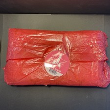 Sold out - Jeffree Star Blood Sugar 18 Eyesha...