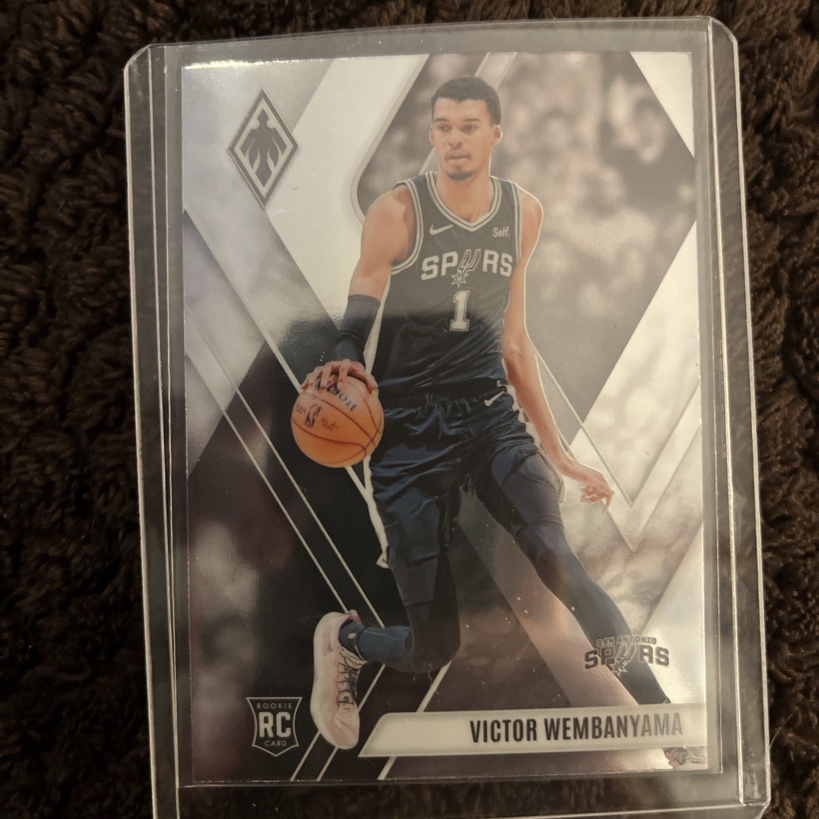 2023-24 Panini Phoenix - Rookies Victor Wembanyama #256 Silver (RC)