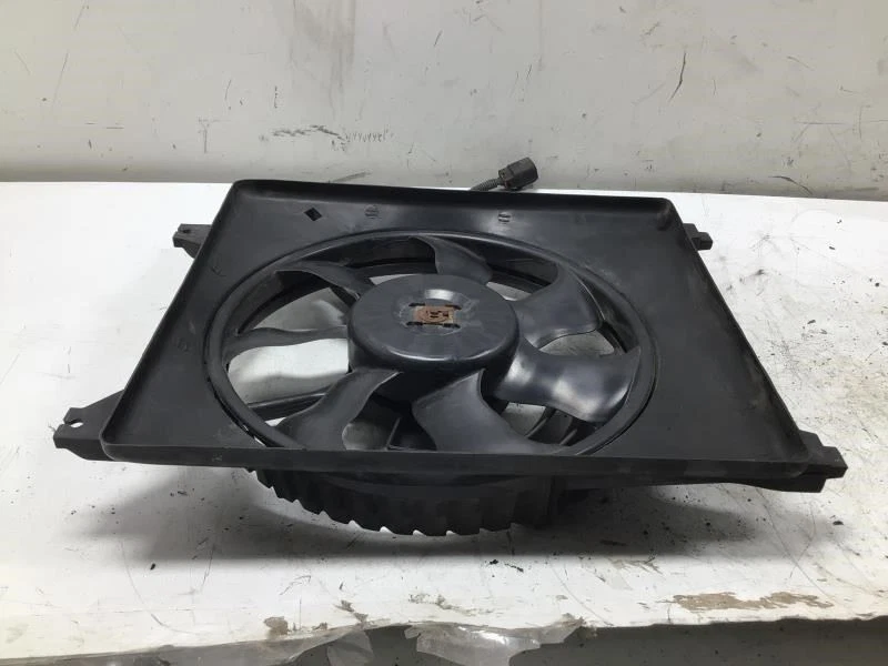 Ventilador de refrigeración radiador Kia Sedona 2010 OEM+ Foto 4 de 4