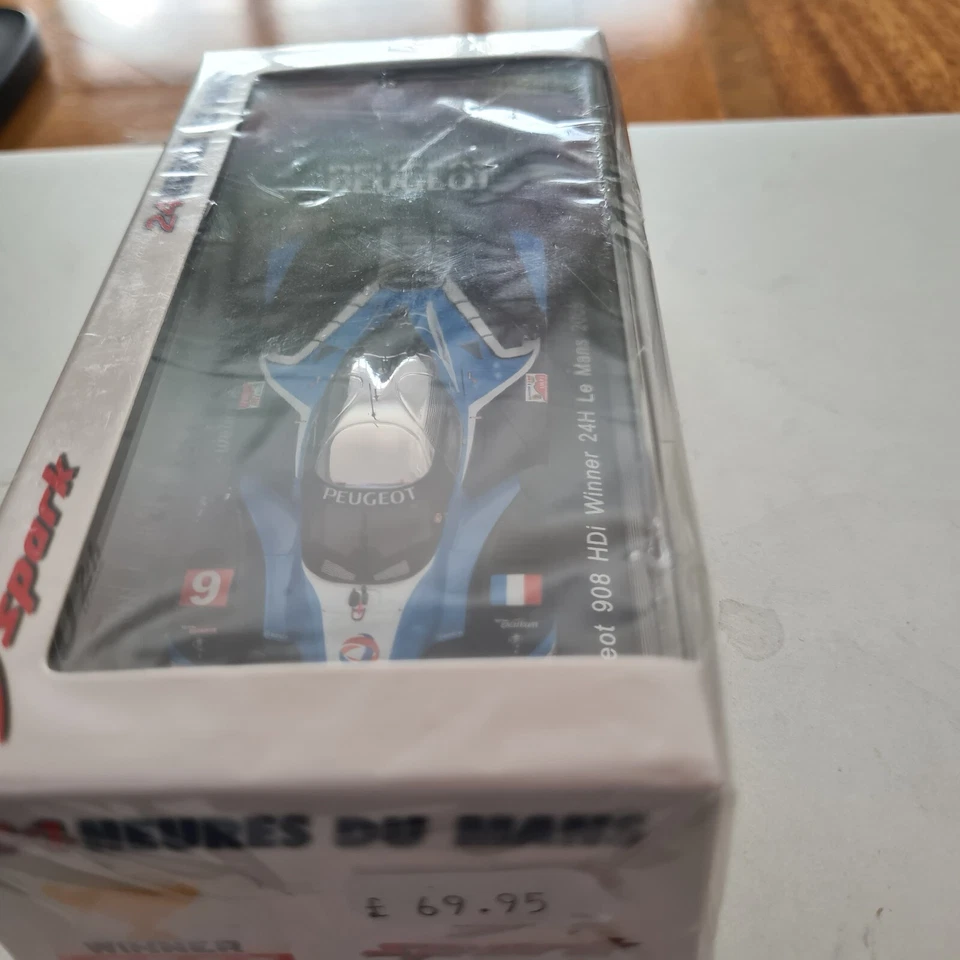 Spark 1/43 Peugeot 908 winner 2009 Le Mans, still sealed — 第 3/4 张图片