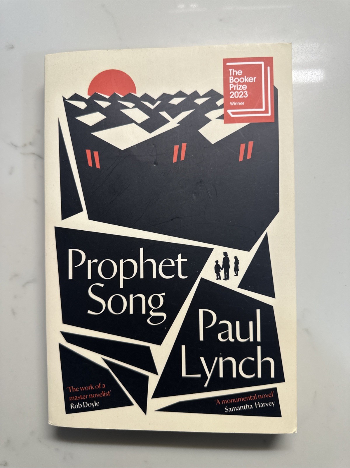 Prophet Song: WINNER of the BOOKER PRIZE 2023 by Paul Lynch Paperback Book VGC