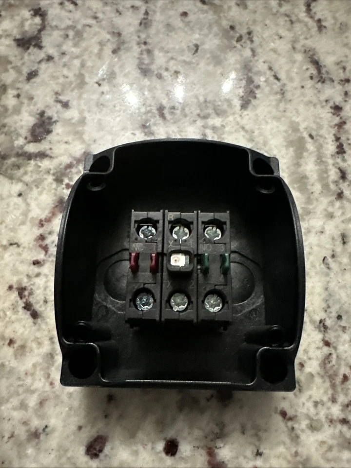 Eaton Push Button Switch Industrial Stop Start Reset Indicator - Image 3 of 3