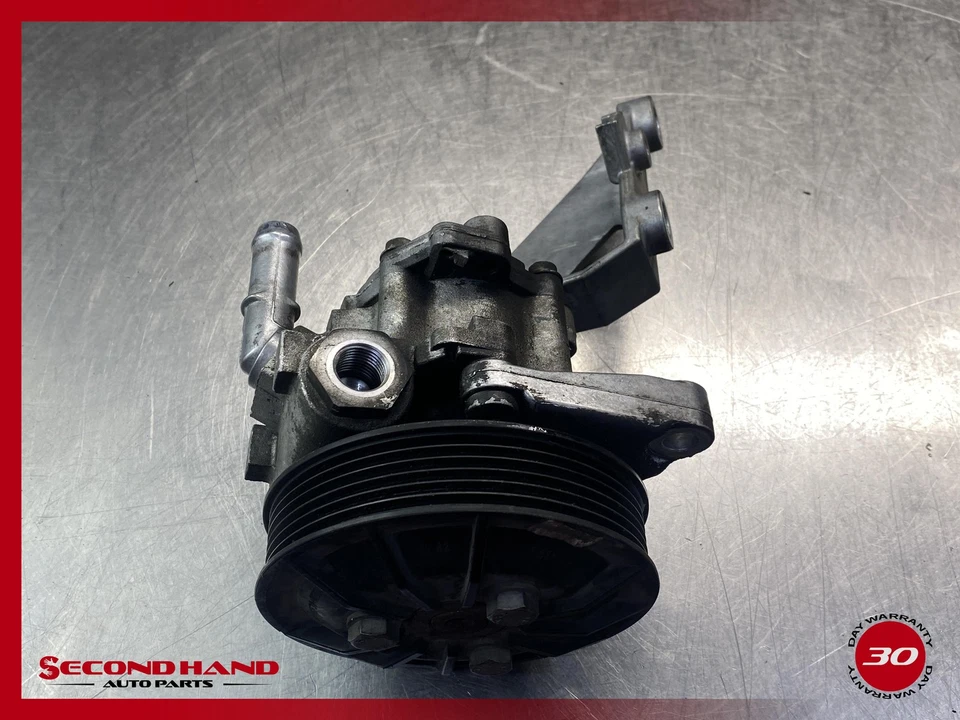 06-13 BMW 128i 328i BOMBA DE DIRECCIÓN ASISTIDA CON POLEA OEM 7537862 USADO OEM Foto 3 de 4