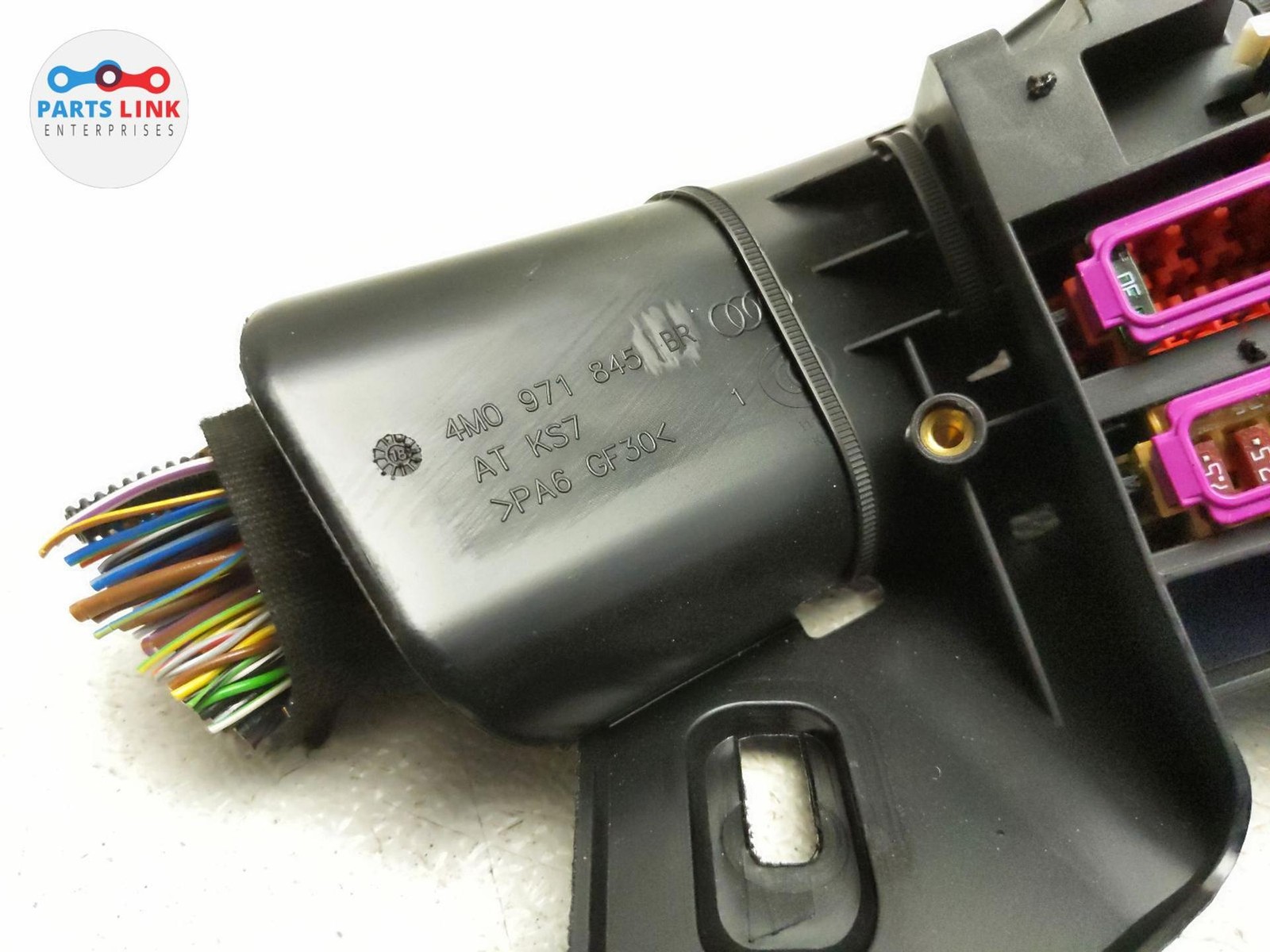 Bentley Bentayga 2016-2020 FRONT+LEFT Fuse box