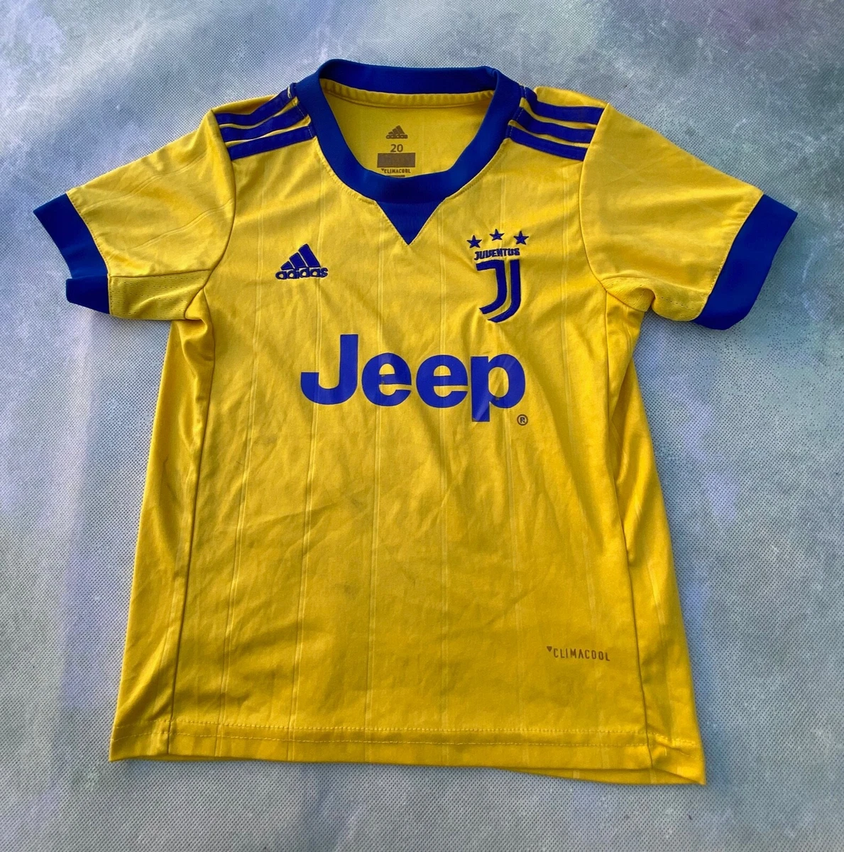 juventus jersey yellow