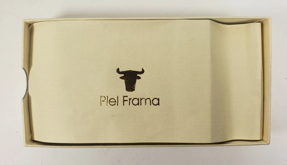 Funda Piel Frama Negra Apple iPhone 4 Magnum 497 Foto 3 de 4