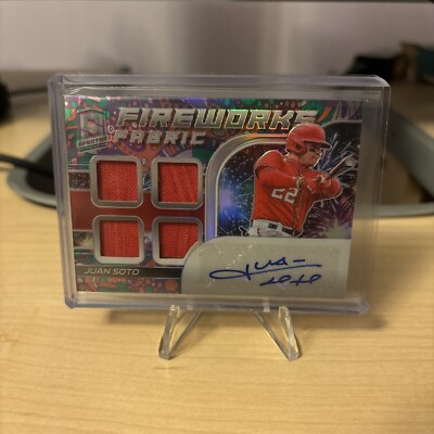 Juan soto 2021 Panini Spectra Fireworks Fabric Signatures Psychedelic Prizm