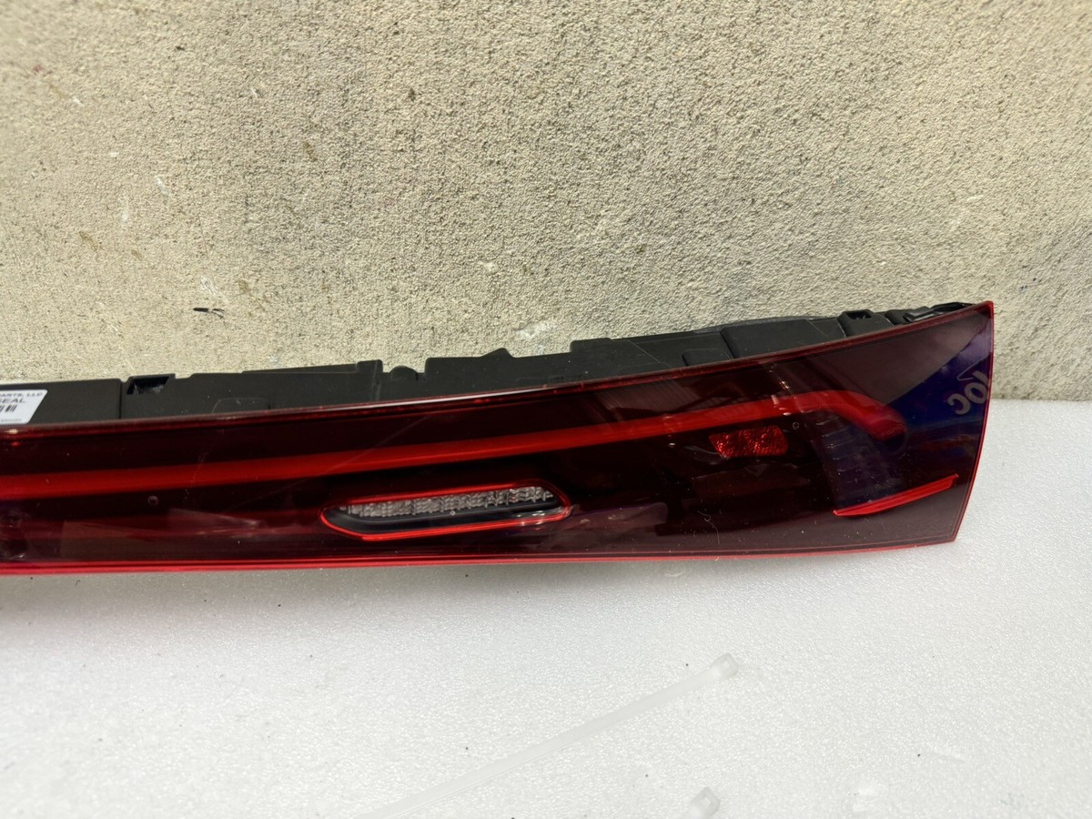 2022 Mercedes-Benz EQE V295 Center LED Tail Light Rear Lamp 