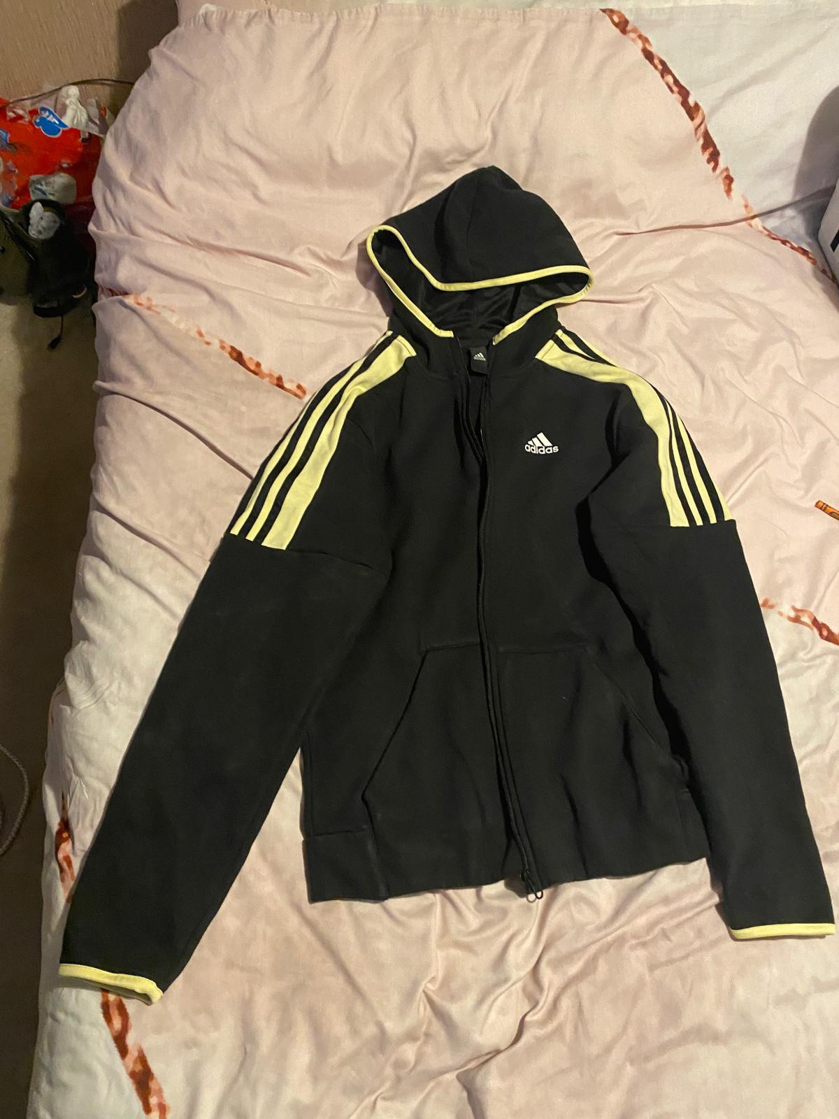 boys Adidas tracksuit 15/16yrs image 2