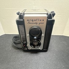 Argus Argoflex Seventy-Five TLR Camera 75mm Lens with Flash  Case Black/Silver