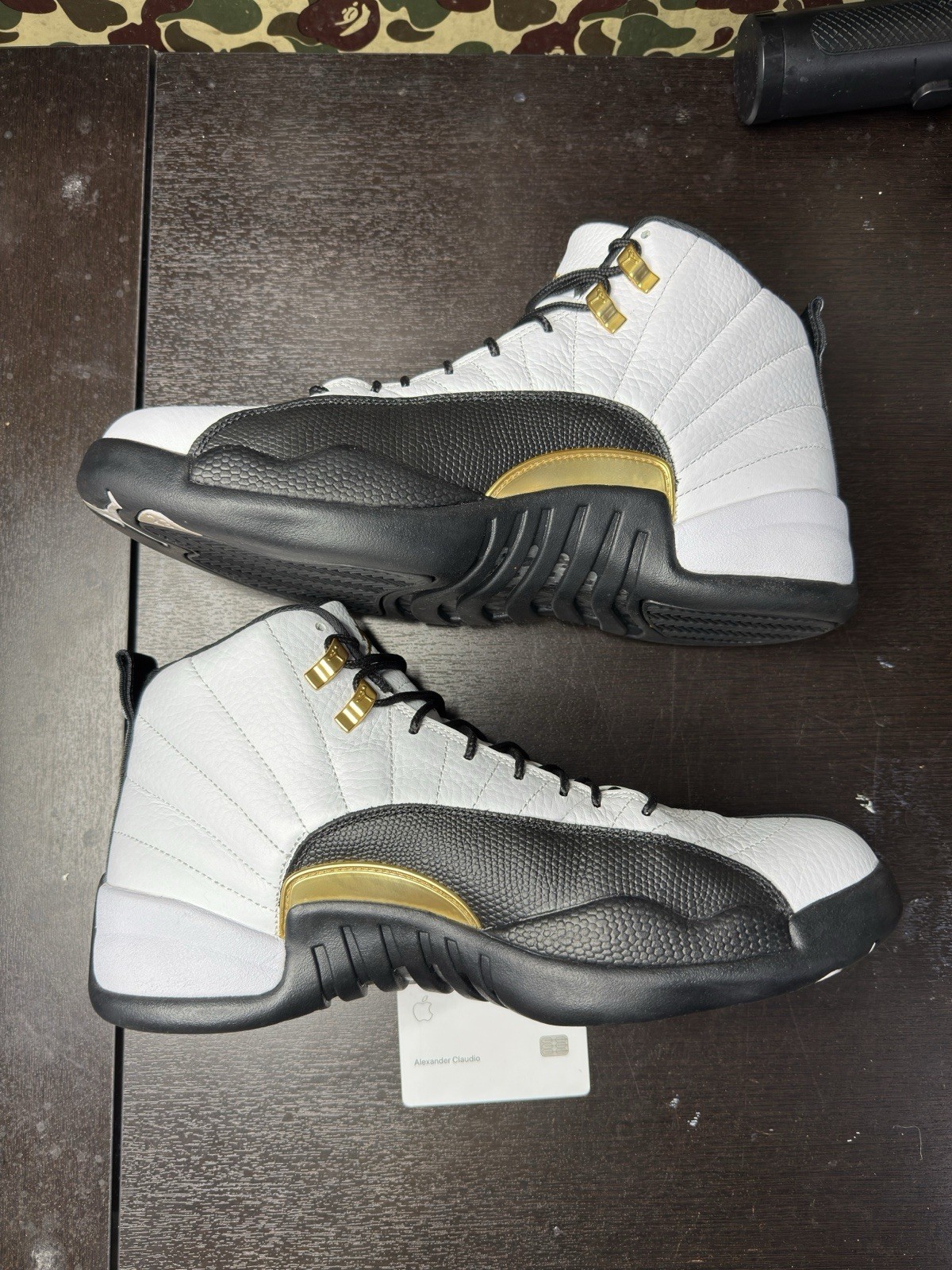 SAOLA Taglia 11 5 Nike Air Jordan 12 Royalty Taxi Uomo Bianco Nero Oro OG СТ8013 170