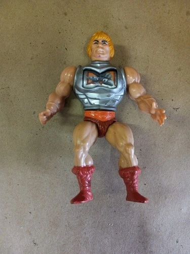Vintage 1983 Masters of the Universe Figure MOTU Battle Damage He-Man Taiwan