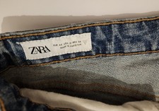 Zara Women  s Blue Washed High Rise Jeans With Frayed Hem US 12, EU44