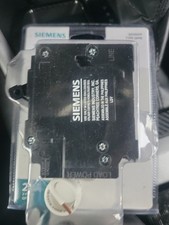 Siemens Q220GFP 20A 120/240VAC 2 Pole Ground Fault Circuit Interrupter LOT OF 5 
