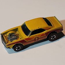 Hot Wheels Redline Heavy Chevy Flying Colors Yellow Q2