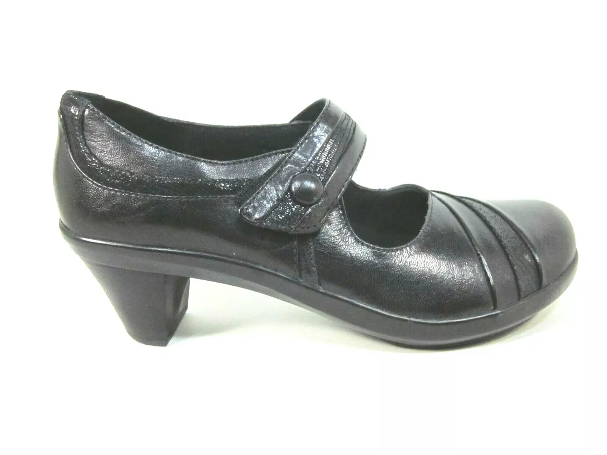 Aravon shoes deals near me