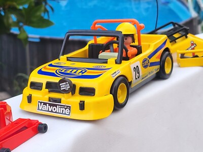 Figures PLAYMOBIL-Germany RALLIE CAR WITH DRIVER AND