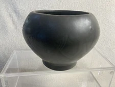 VTG McCoy Floraline 5” Angelfish Planter/Vase Matte Drab Brown