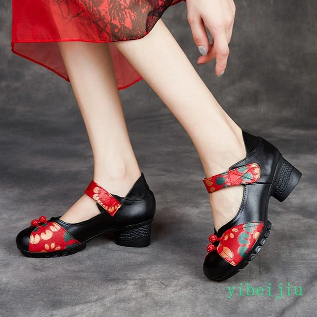 Zapatos étnicos florales de tacón bajo Mary Janes de cuero suave para mujer cómodos primavera 2025 Foto 2 de 4
