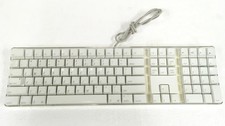 Genuine Apple A1048 White USB Wired Keyboard USB 2-Port. FREE SHIPPING WORKS