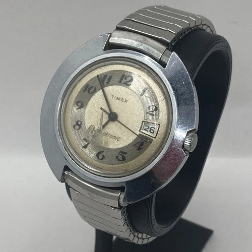 Vintage 1970s Timex Electronic Spaceship Metal Stretch Band UFO Watch