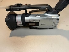 Canon GL2 Camcorder 20x Zoom with Remote/Cables/Battery