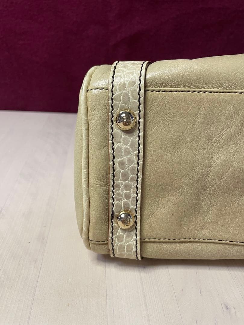 FENDI Beige Handbag embossing Women From Japan thumbnail 6