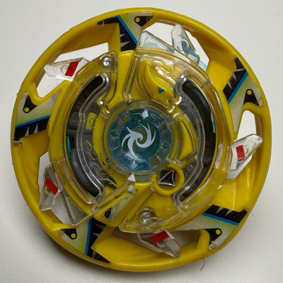 TAKARA TOMY Beyblade BURST B-87 01: Maximum Garuda 8Flow Flugel