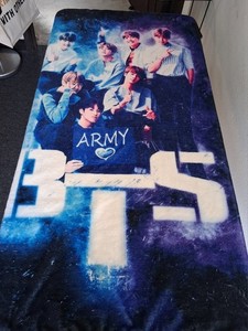 Blanket Bts | eBay