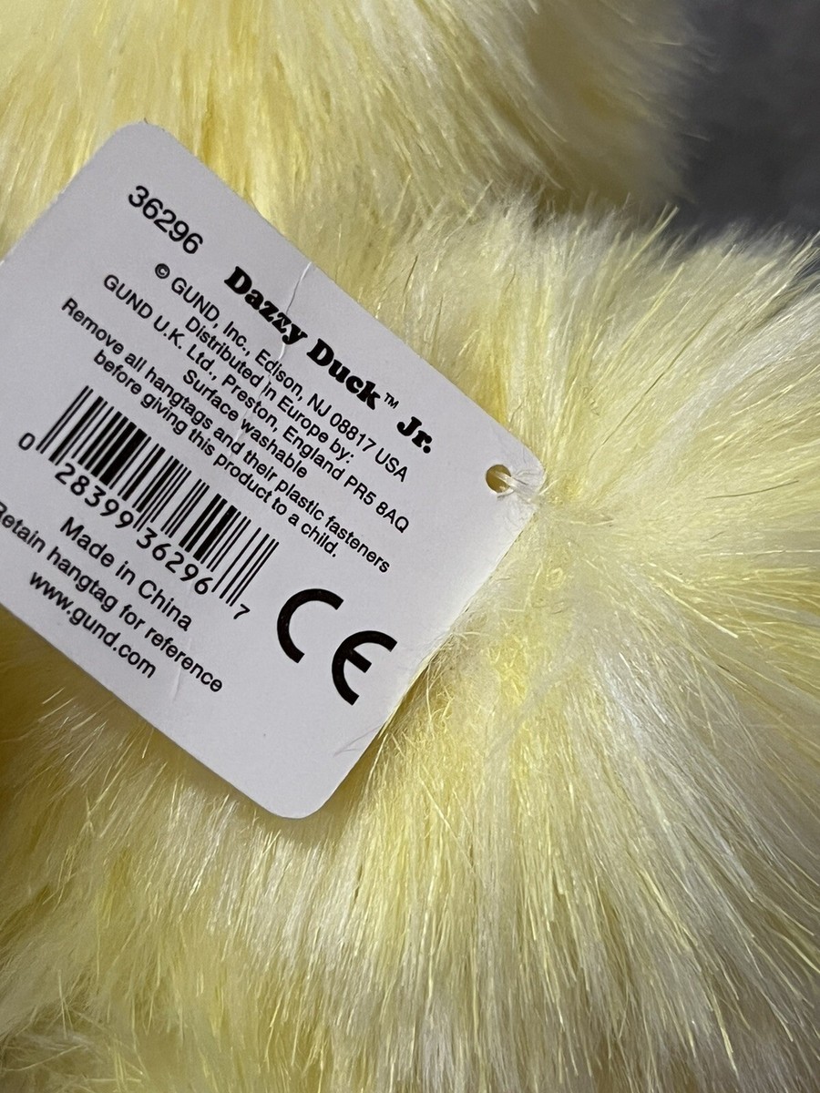 Gund Dazzy Duck Junior 6” Fuzzy Yellow White Tip Wing Plush Toy