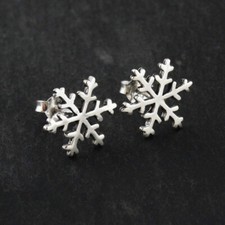 Snowflake Stud Earrings 925 Sterling Silver Winter Snow Gift Posts 13mm