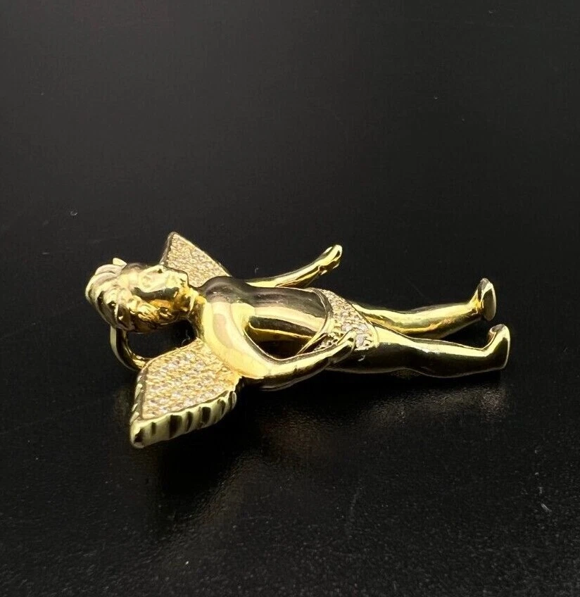 Colgante de ángel pavé de diamantes redondos brillantes de 0,17 quilates de oro amarillo macizo de 14 quilates Foto 2 de 4